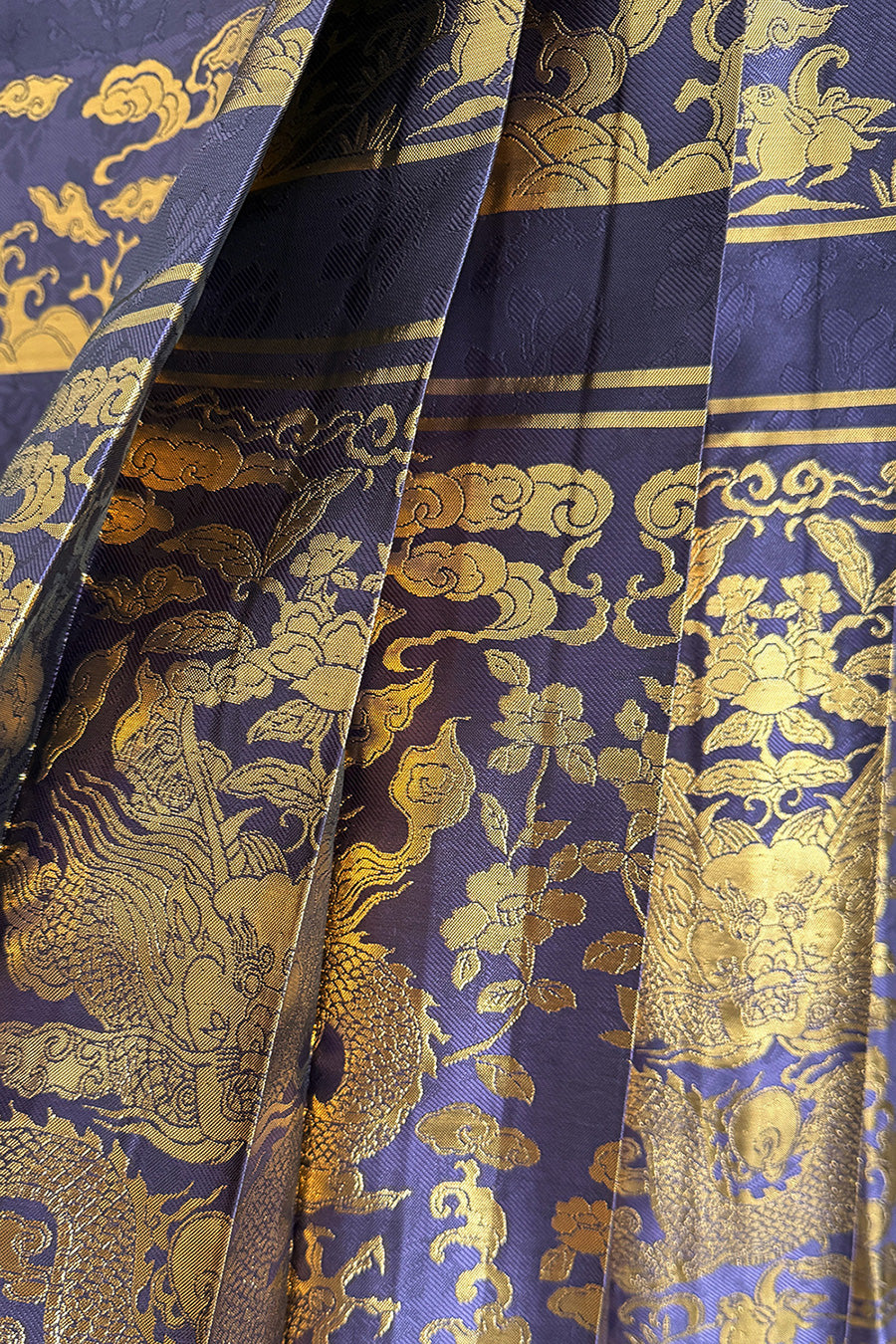 Hanfu de la dynastie Ming 明 - Jupe "MaMian Qun" Brodés dorés du dragon - HanWen Shop