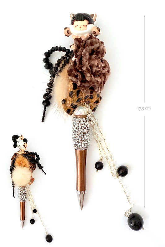 Stylo "POP MART" unique et fait à la main - Fille indomptable - HanWen Shop