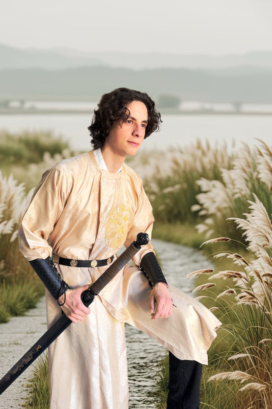 Hanfu de la dynastie Tang 唐 - Robe à col rond jaune claire - HanWen Shop