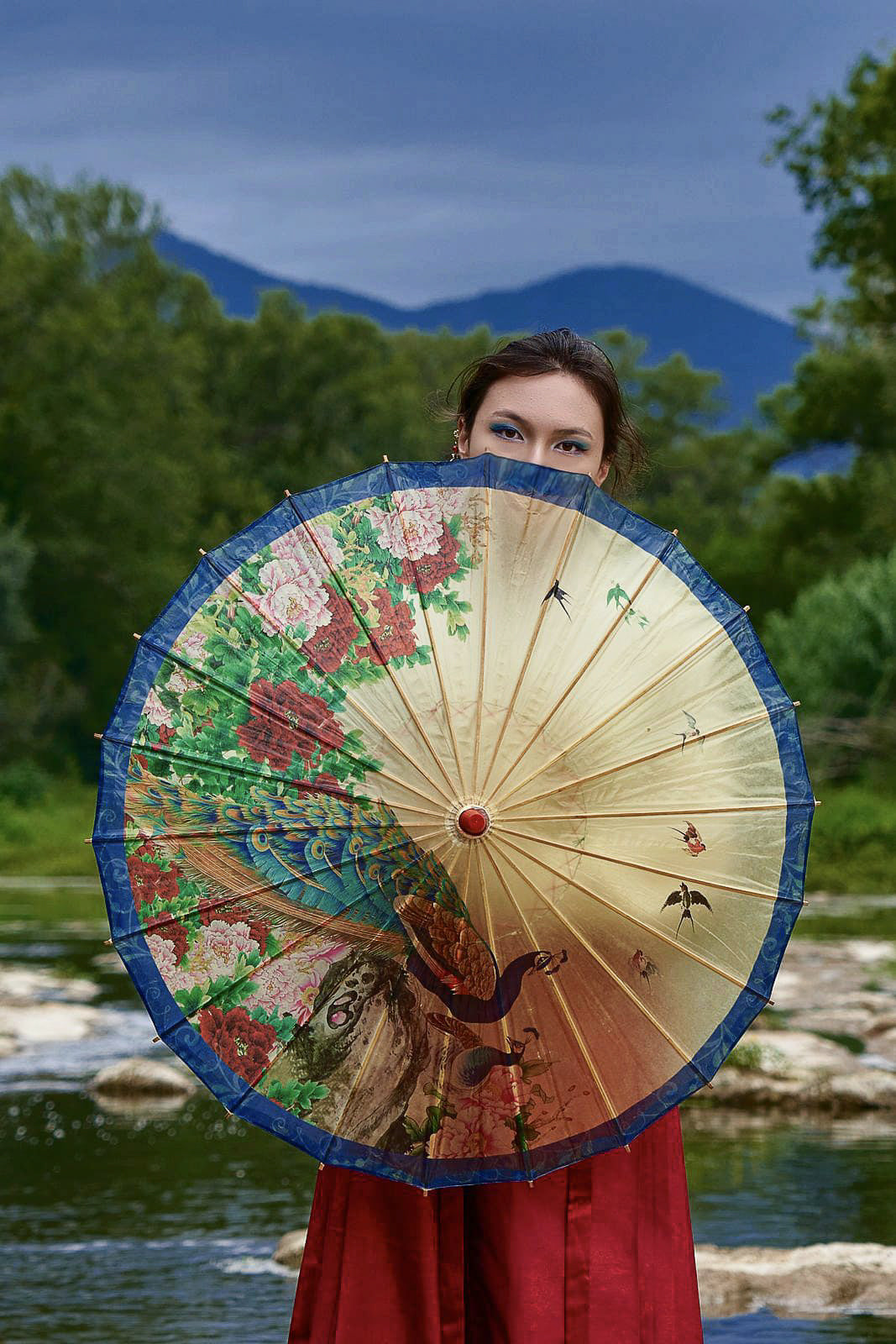 Ombrelle chinoise en papier à l'huile - Pivoine et paon - HanWen Shop