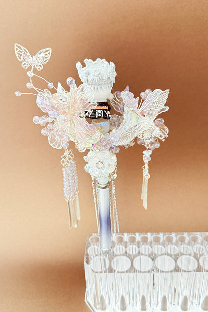 Stylo "POP MART" unique et fait à la main -  Fille de l’ethnie miao - HanWen Shop