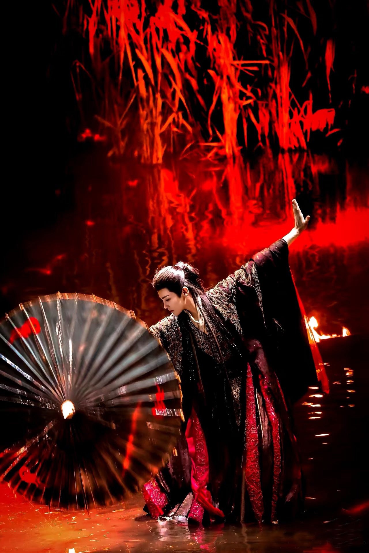 Ombrelle chinoise - Le Démon Ancien des Montagnes "Zhu Yan" - HanWen Shop